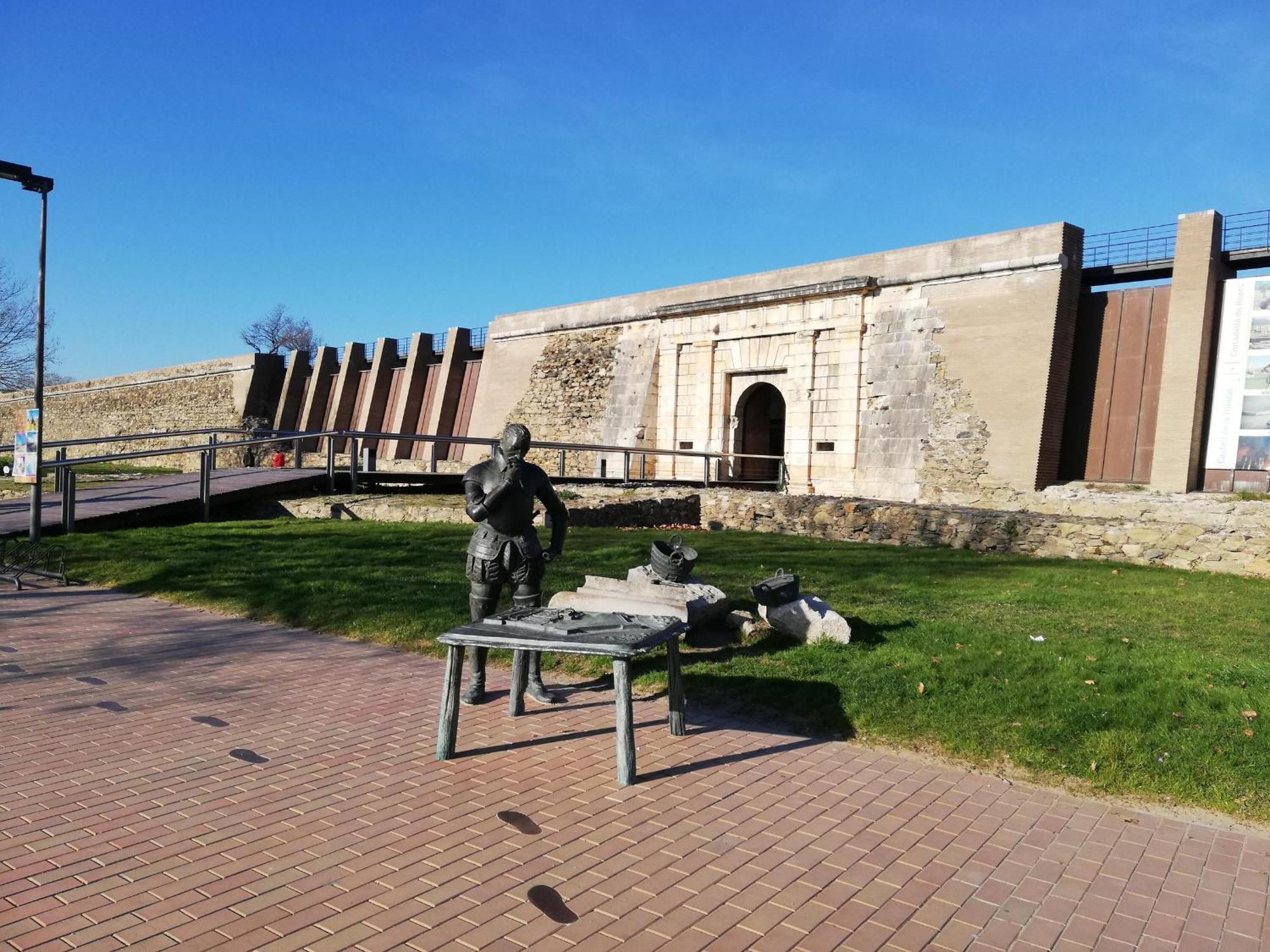 로지즈 2166 Rocmar 1 4-C, Excelente Situacion Frente Al Puerto Pesquero Y Con Vista A La Bahia. Gran Terraza. Gran Parking Publico Delante. - Es-258-30 아파트 외부 사진