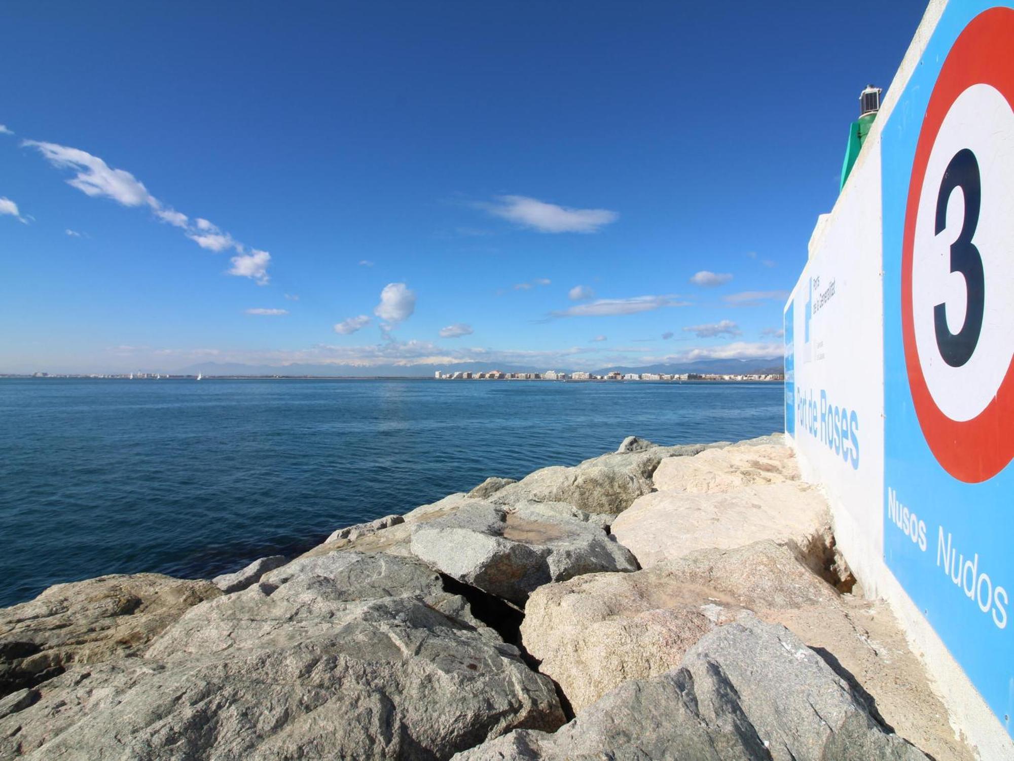 로지즈 2166 Rocmar 1 4-C, Excelente Situacion Frente Al Puerto Pesquero Y Con Vista A La Bahia. Gran Terraza. Gran Parking Publico Delante. - Es-258-30 아파트 외부 사진